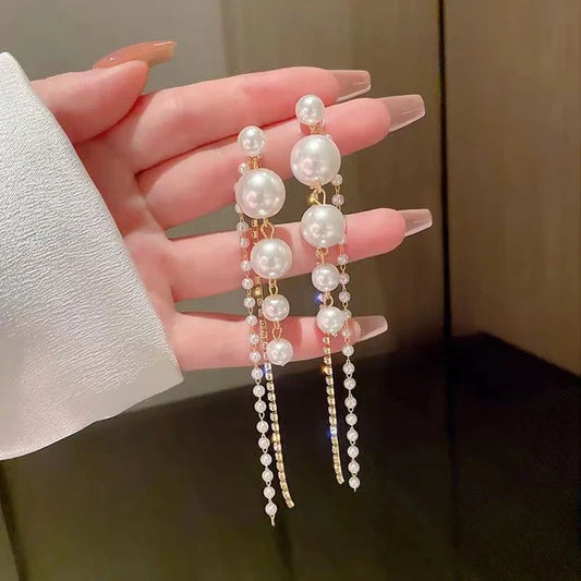 KOREAN PEARL DROP EARRINGS
