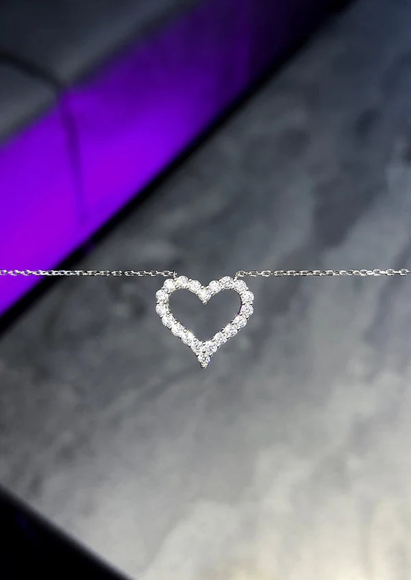 Dainty Heart Pendant Necklace – Sparkling Symbol of Love
