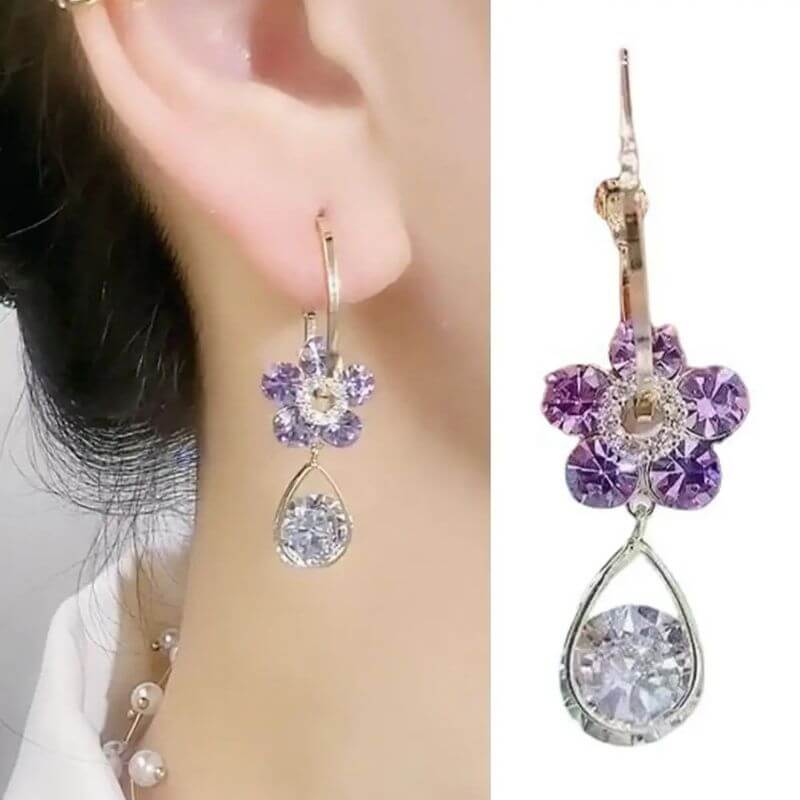 ✨ Glamour Glow Drop Earrings