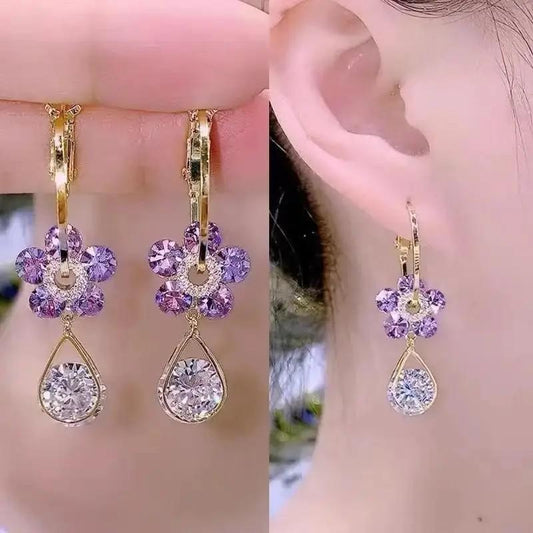 ✨ Glamour Glow Drop Earrings